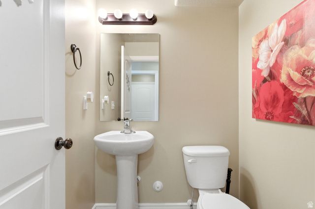 602 RIDGE PLACE DR, Ogden, UT 84404