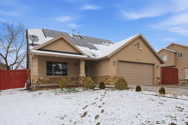602 RIDGE PLACE DR, Ogden, UT 84404