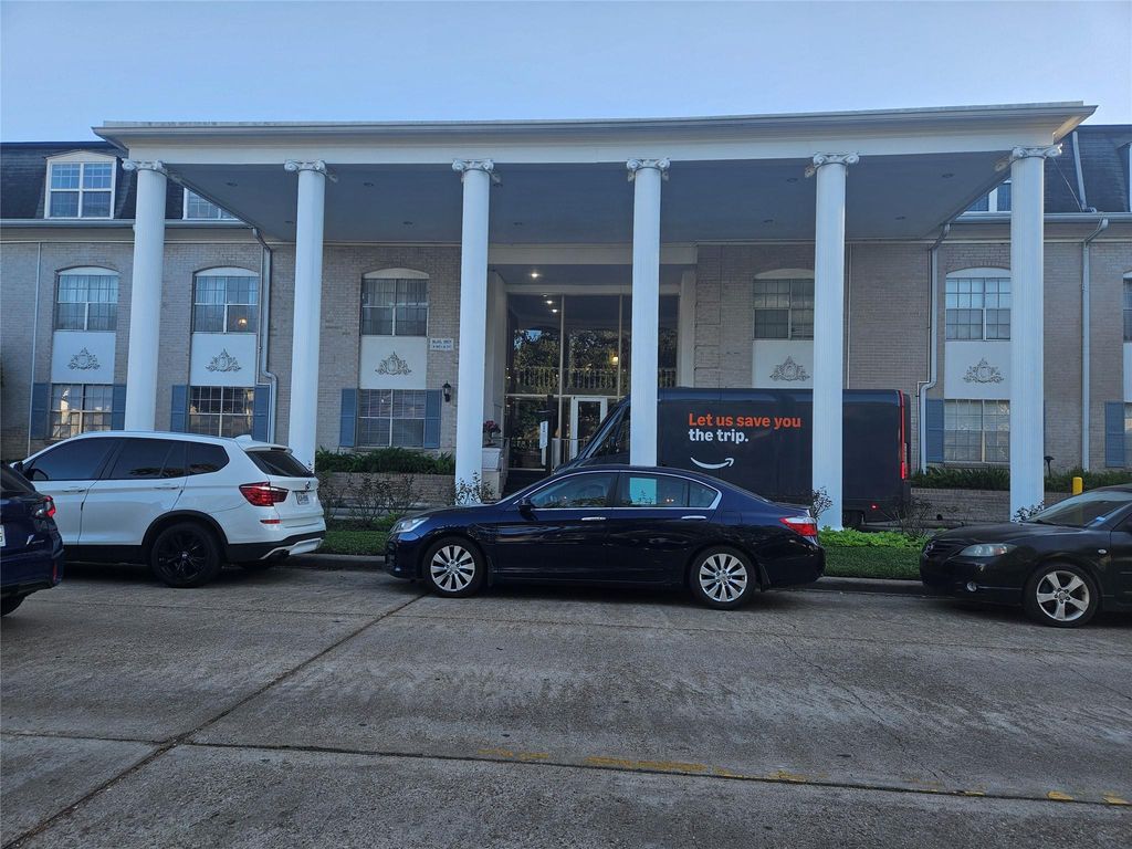 2601 Bellefontaine Street A105, Houston, TX 77025