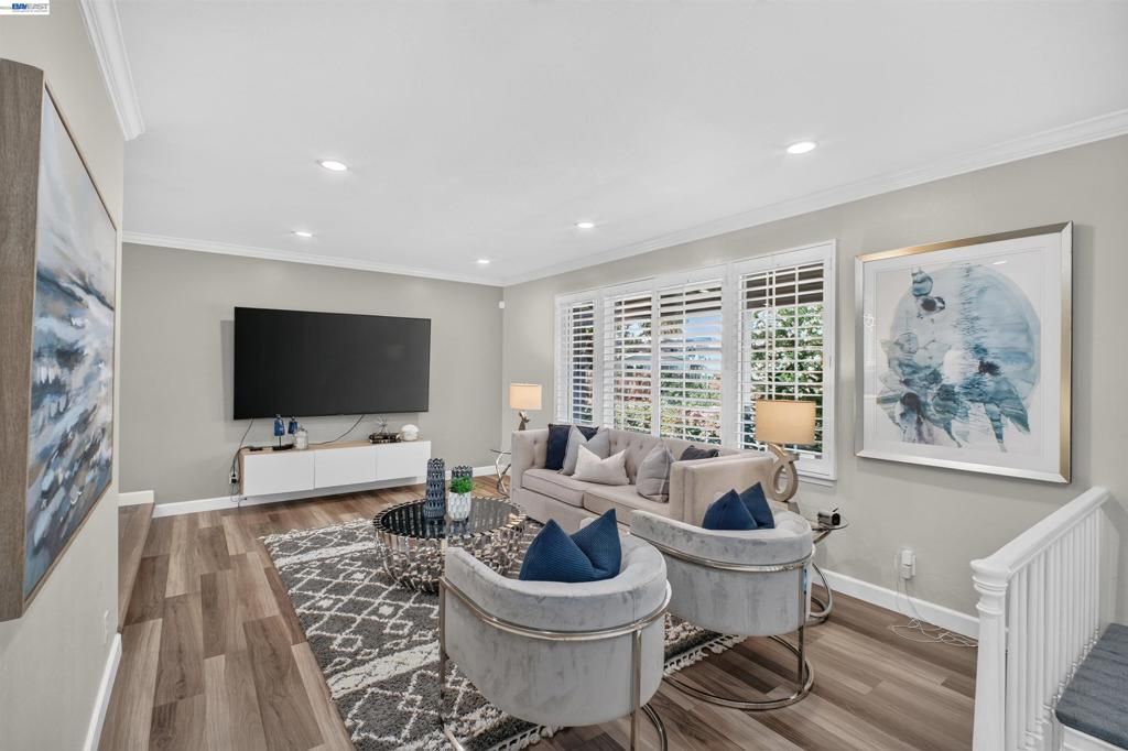 Image 12 of property listing at 4336 Muirwood Dr, Pleasanton, CA 94588