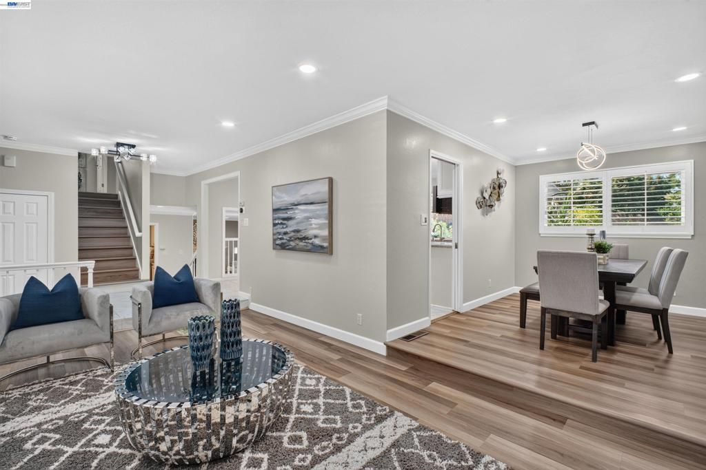 Image 13 of property listing at 4336 Muirwood Dr, Pleasanton, CA 94588