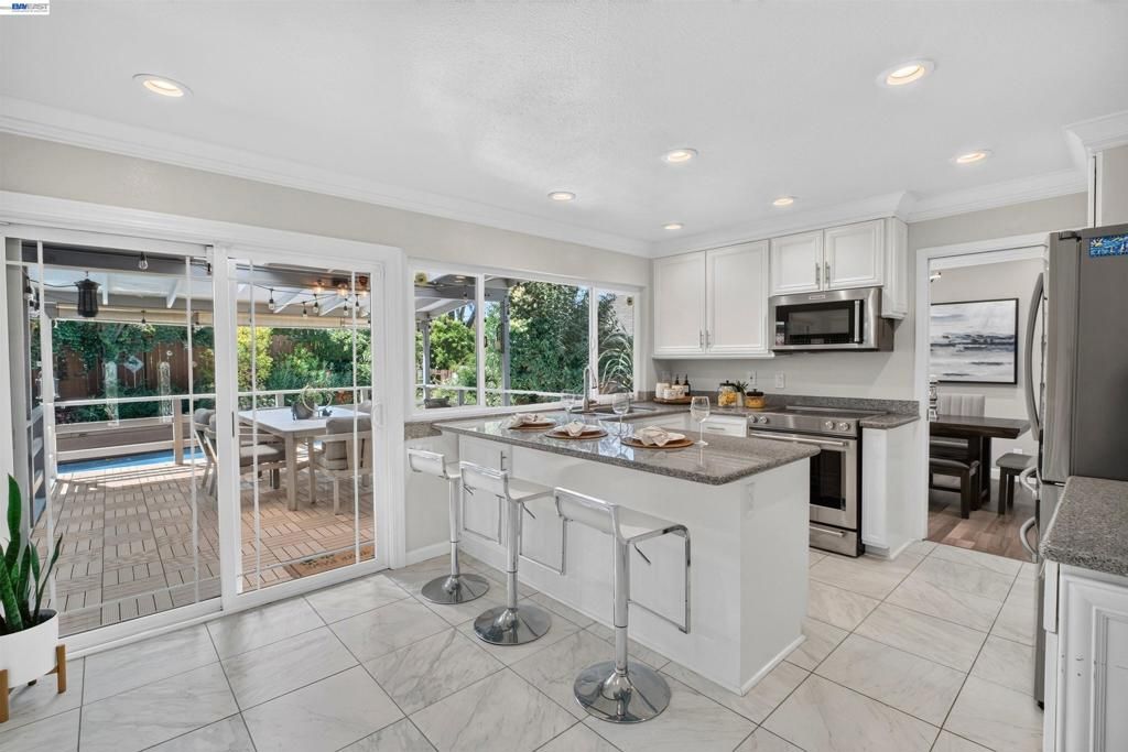 Image 22 of property listing at 4336 Muirwood Dr, Pleasanton, CA 94588