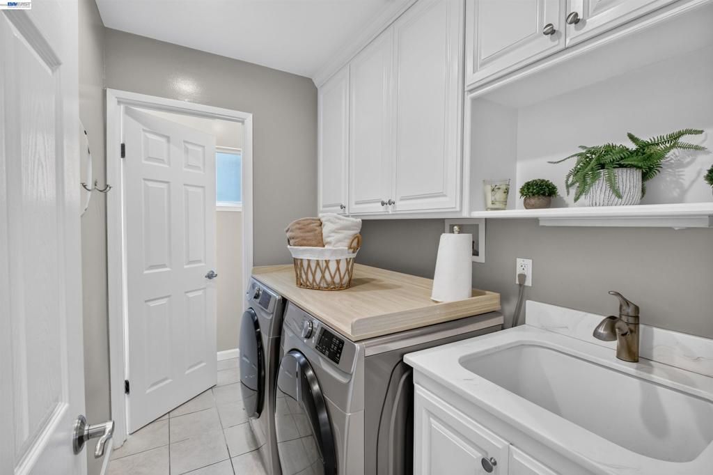 Image 27 of property listing at 4336 Muirwood Dr, Pleasanton, CA 94588