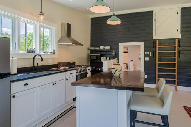 2930 Richville Road, Manchester, VT 05255