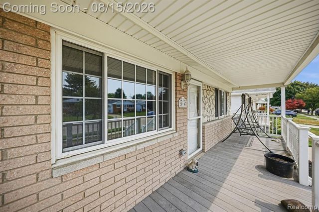 20147 Lakeworth Street, Roseville, MI 48066