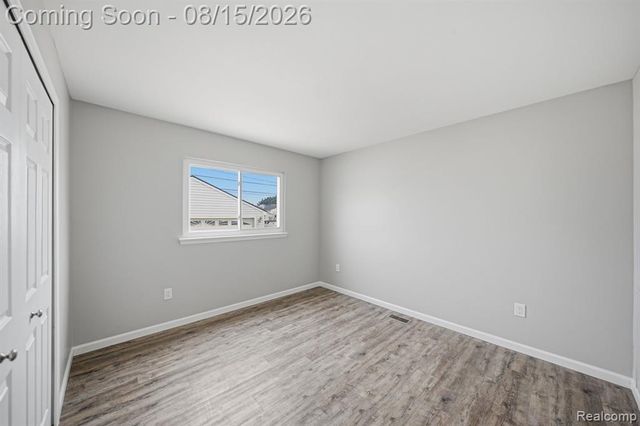 20147 Lakeworth Street, Roseville, MI 48066