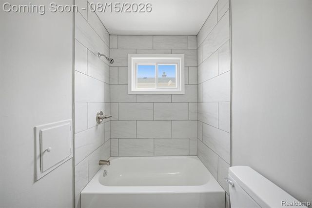20147 Lakeworth Street, Roseville, MI 48066