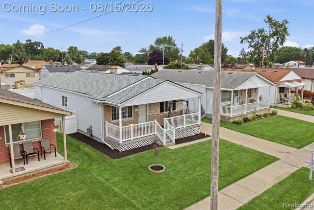 20147 Lakeworth Street, Roseville, MI 48066