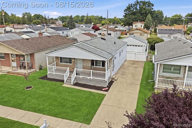 20147 Lakeworth Street, Roseville, MI 48066
