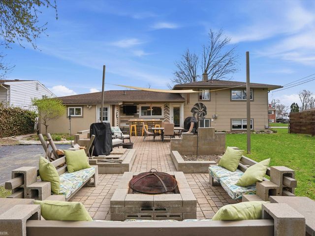 43461 Gainsley Drive, Sterling Heights, MI 48313