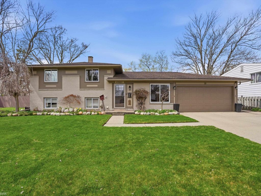 43461 Gainsley Drive, Sterling Heights, MI 48313