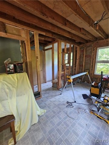 640 Maple Avenue, Volney, NY 13069