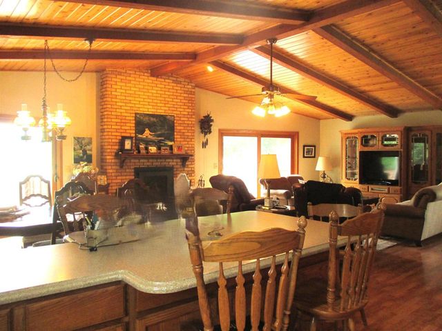 272 Carriage Road, Montello, WI 53949