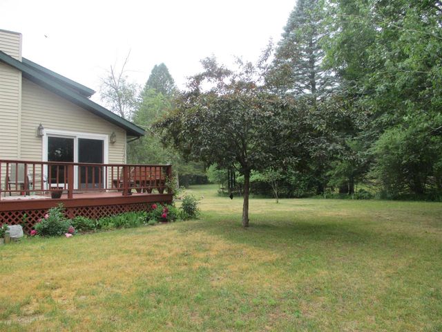 272 Carriage Road, Montello, WI 53949