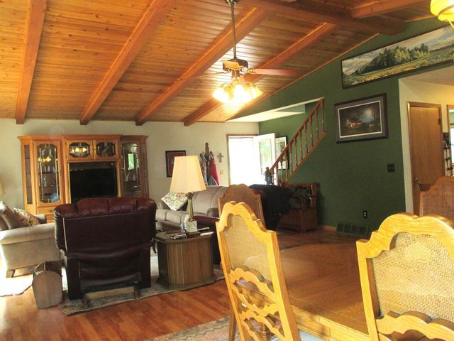 272 Carriage Road, Montello, WI 53949