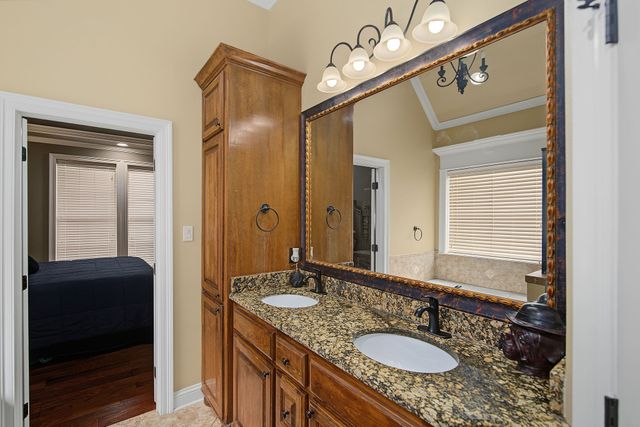 1208 Pontchartrain Court, Bossier City, LA 71111