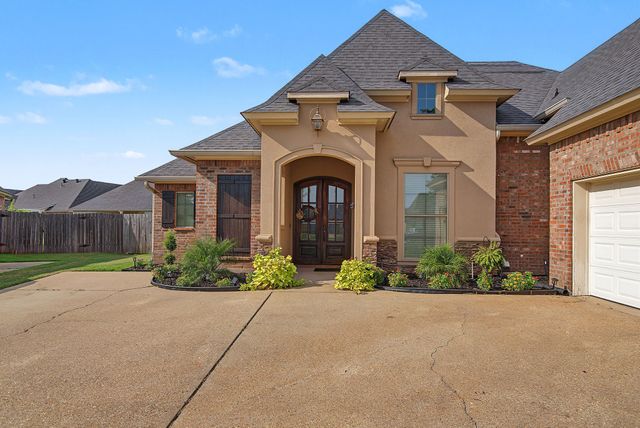 1208 Pontchartrain Court, Bossier City, LA 71111