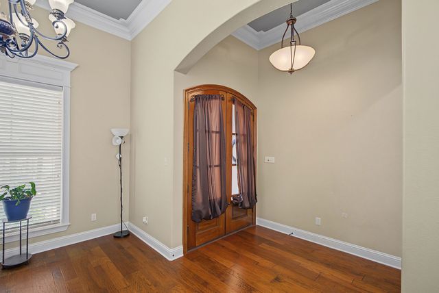 1208 Pontchartrain Court, Bossier City, LA 71111