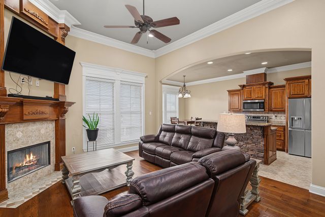 1208 Pontchartrain Court, Bossier City, LA 71111