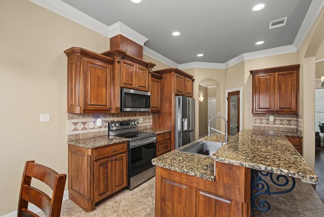 1208 Pontchartrain Court, Bossier City, LA 71111