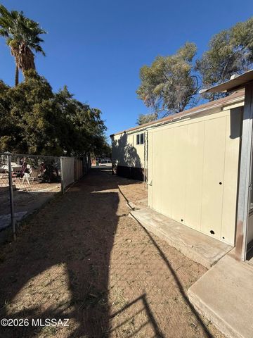 1501 W Gretchen Drive, Tucson, AZ 85705