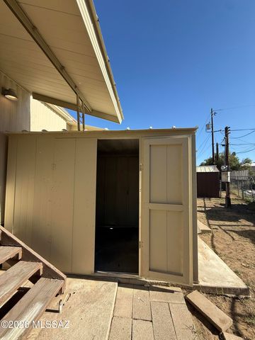 1501 W Gretchen Drive, Tucson, AZ 85705