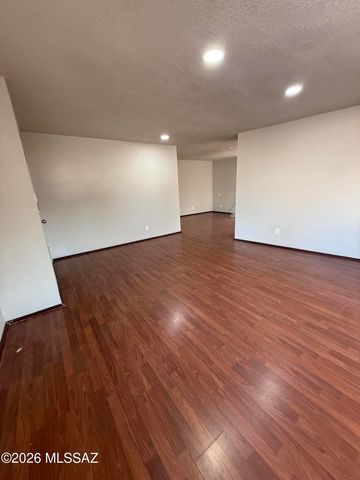 1501 W Gretchen Drive, Tucson, AZ 85705