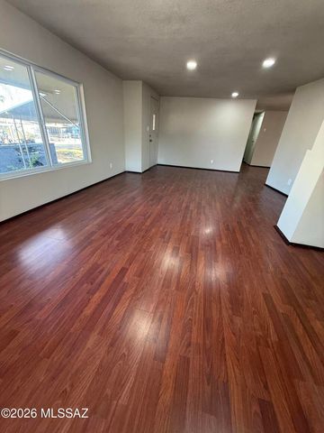 1501 W Gretchen Drive, Tucson, AZ 85705