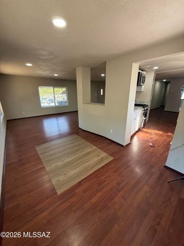 1501 W Gretchen Drive, Tucson, AZ 85705