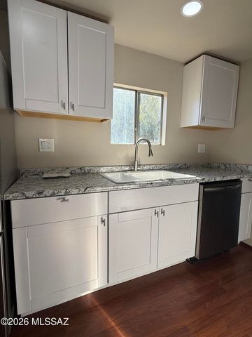 1501 W Gretchen Drive, Tucson, AZ 85705