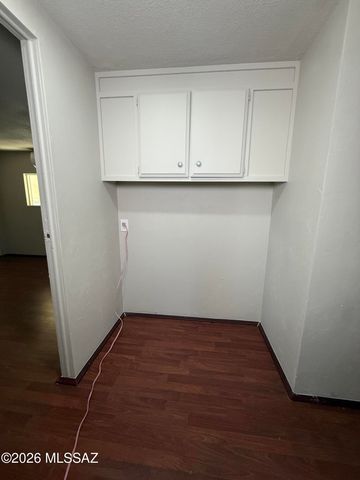 1501 W Gretchen Drive, Tucson, AZ 85705