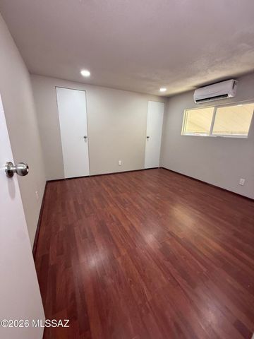 1501 W Gretchen Drive, Tucson, AZ 85705