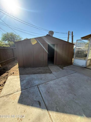 1501 W Gretchen Drive, Tucson, AZ 85705