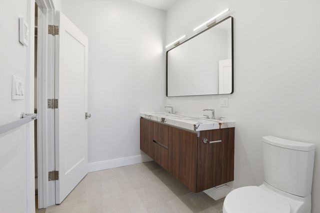 407 E 7th St 2, Boston, MA 02127