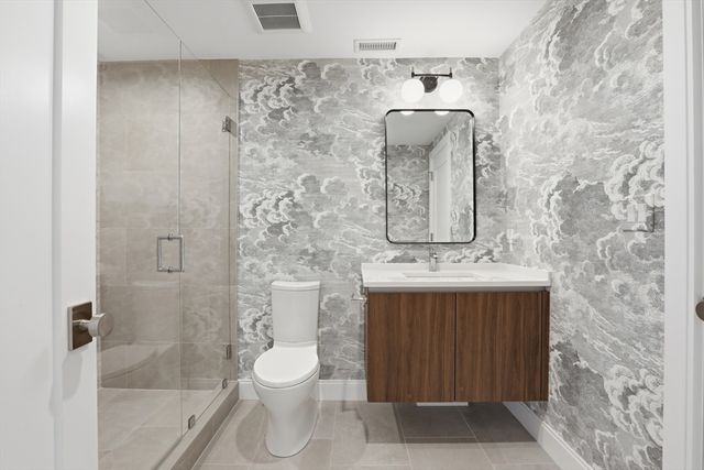 407 E 7th St 2, Boston, MA 02127