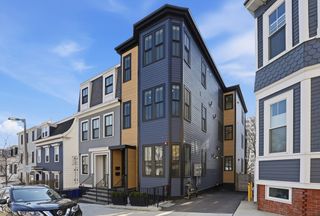 407 E 7th St 2, Boston, MA 02127