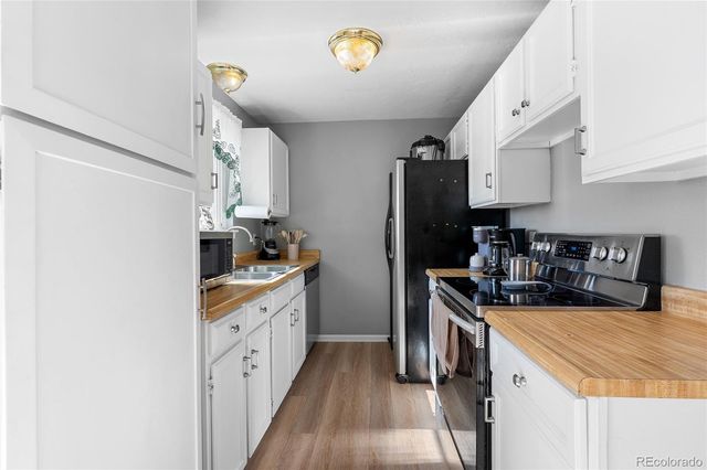 9436 Jason Way, Thornton, CO 80260