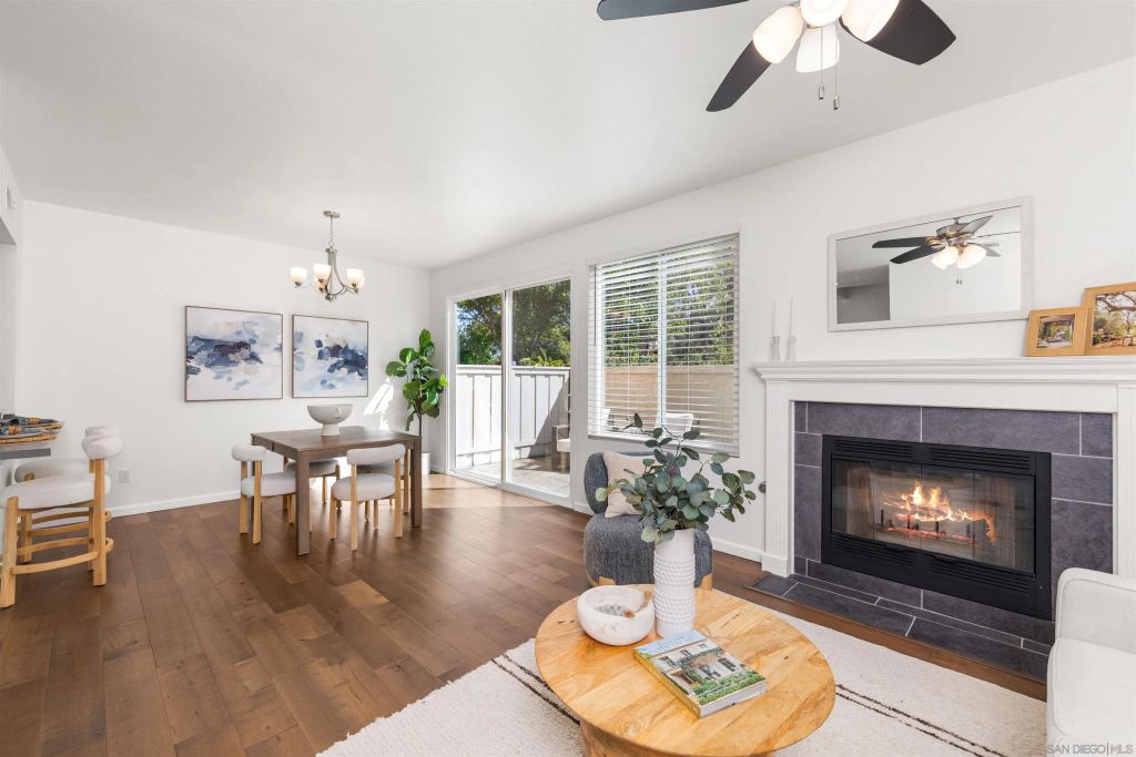 3811 Creststone, San Diego, CA 92130