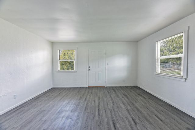 1808 Spring Street, Medford, OR 97504