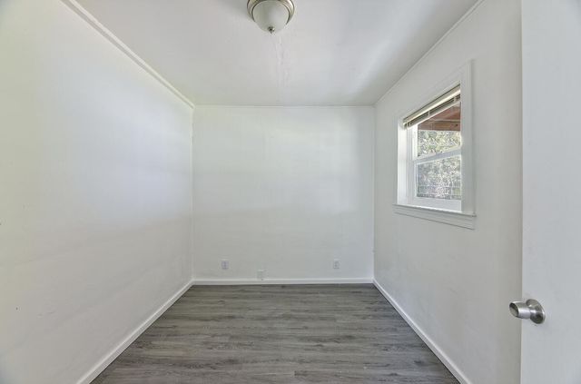 1808 Spring Street, Medford, OR 97504