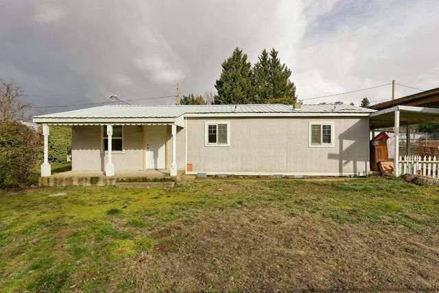1808 Spring Street, Medford, OR 97504