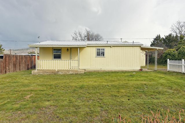 1808 Spring Street, Medford, OR 97504