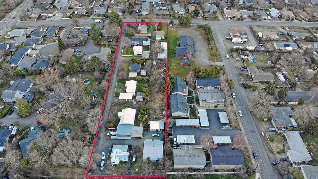 1808 Spring Street, Medford, OR 97504