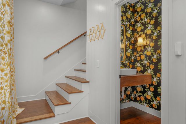 1137 Pierce Avenue, Chattanooga, TN 37403
