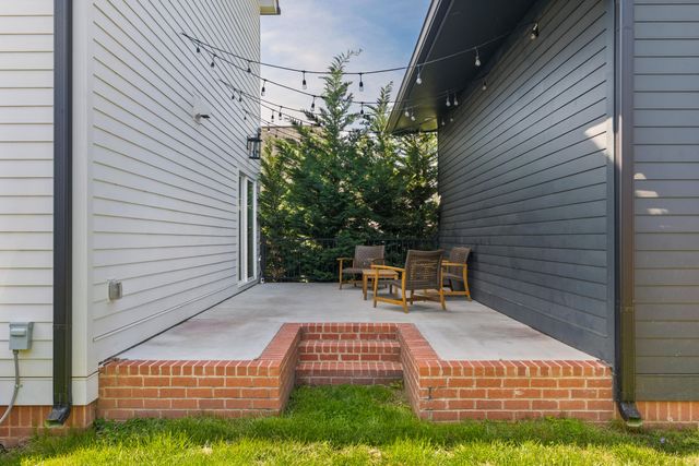 1137 Pierce Avenue, Chattanooga, TN 37403