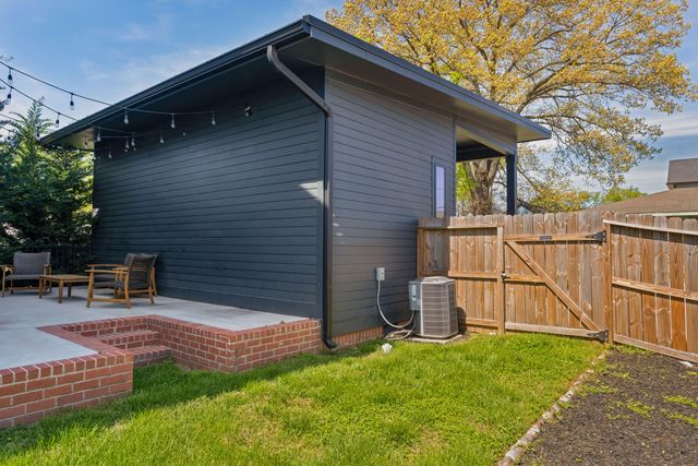 1137 Pierce Avenue, Chattanooga, TN 37403