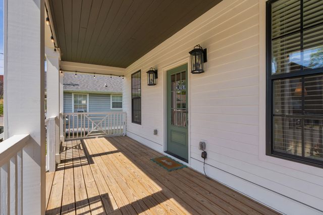 1137 Pierce Avenue, Chattanooga, TN 37403