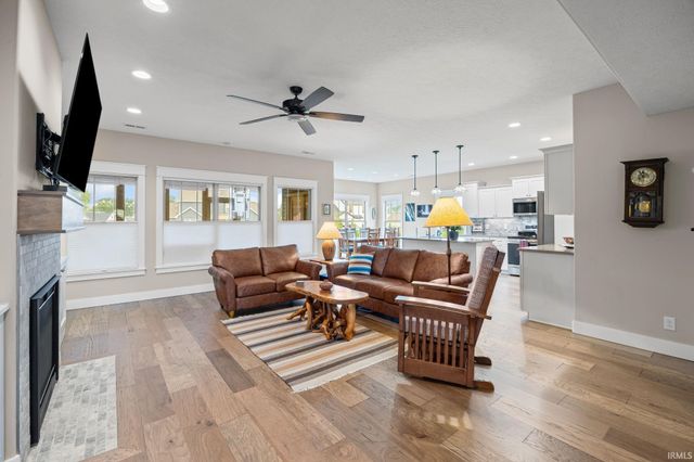 4350 Admirals Cove Drive, Lafayette, IN 47909