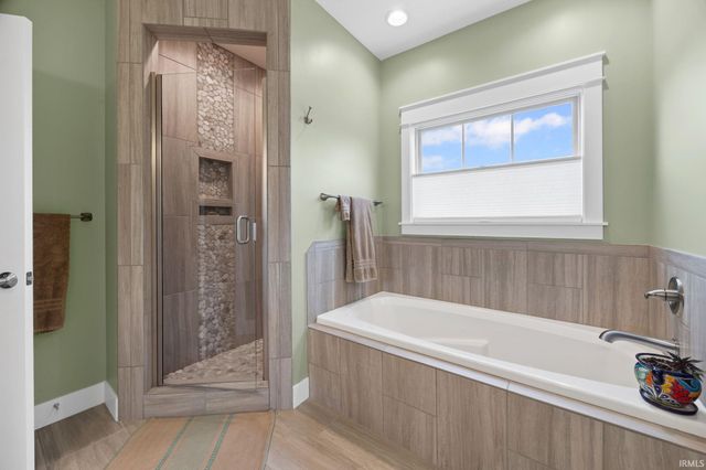 4350 Admirals Cove Drive, Lafayette, IN 47909