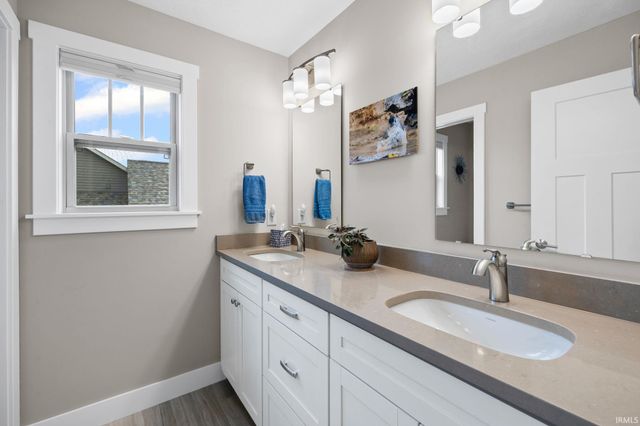 4350 Admirals Cove Drive, Lafayette, IN 47909